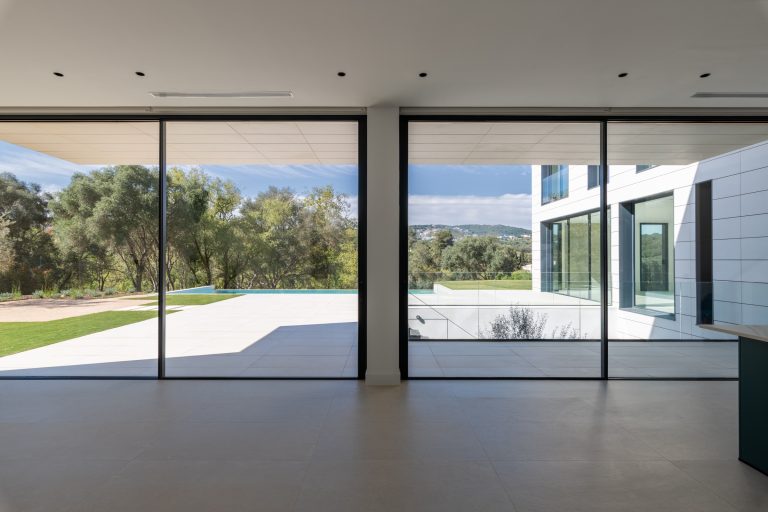 Living in Sotogrande in autumn and winter: choosing your villa’s location